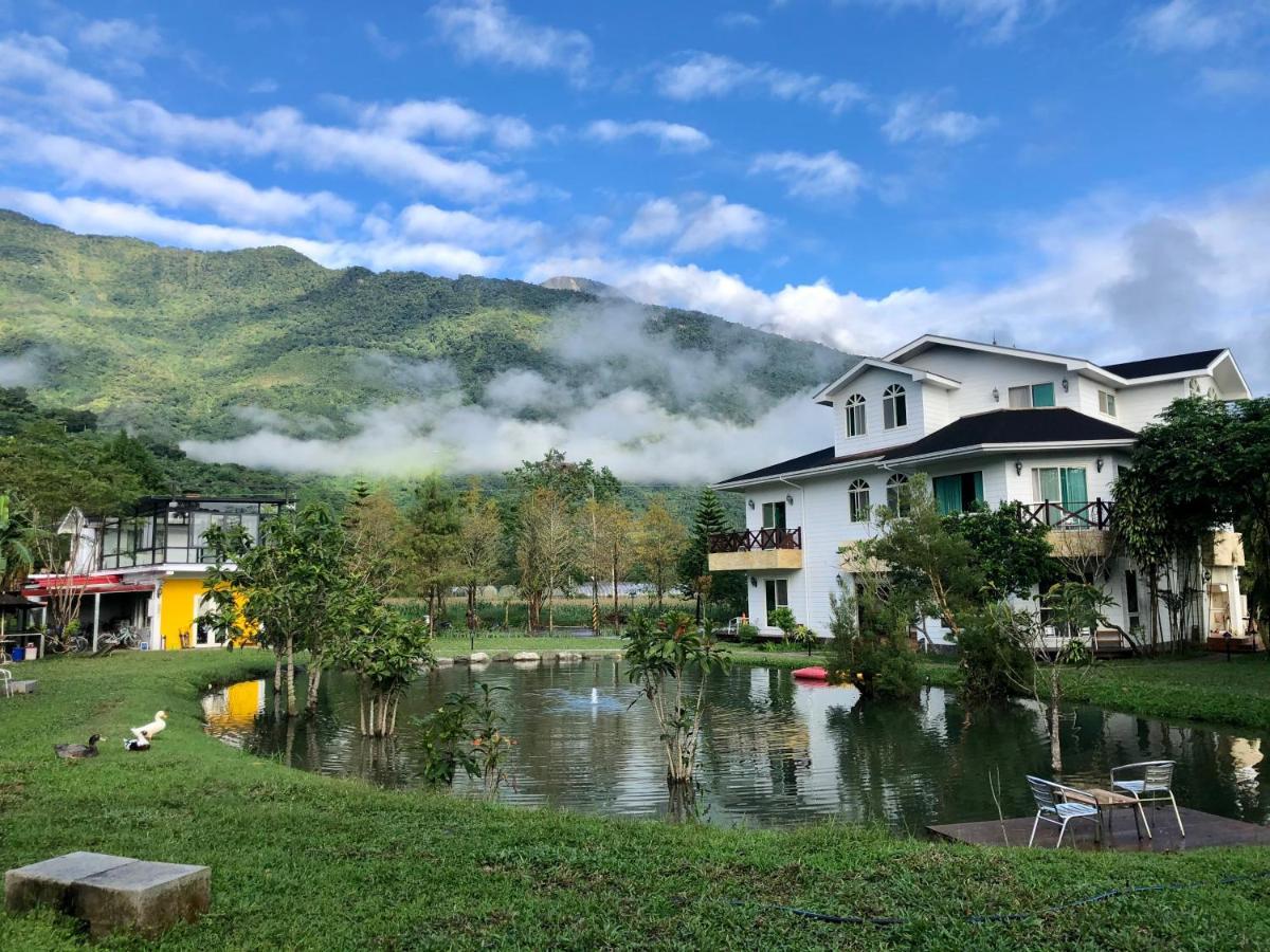 Tree Lake B&B Hualien Shuhu Bagian luar foto